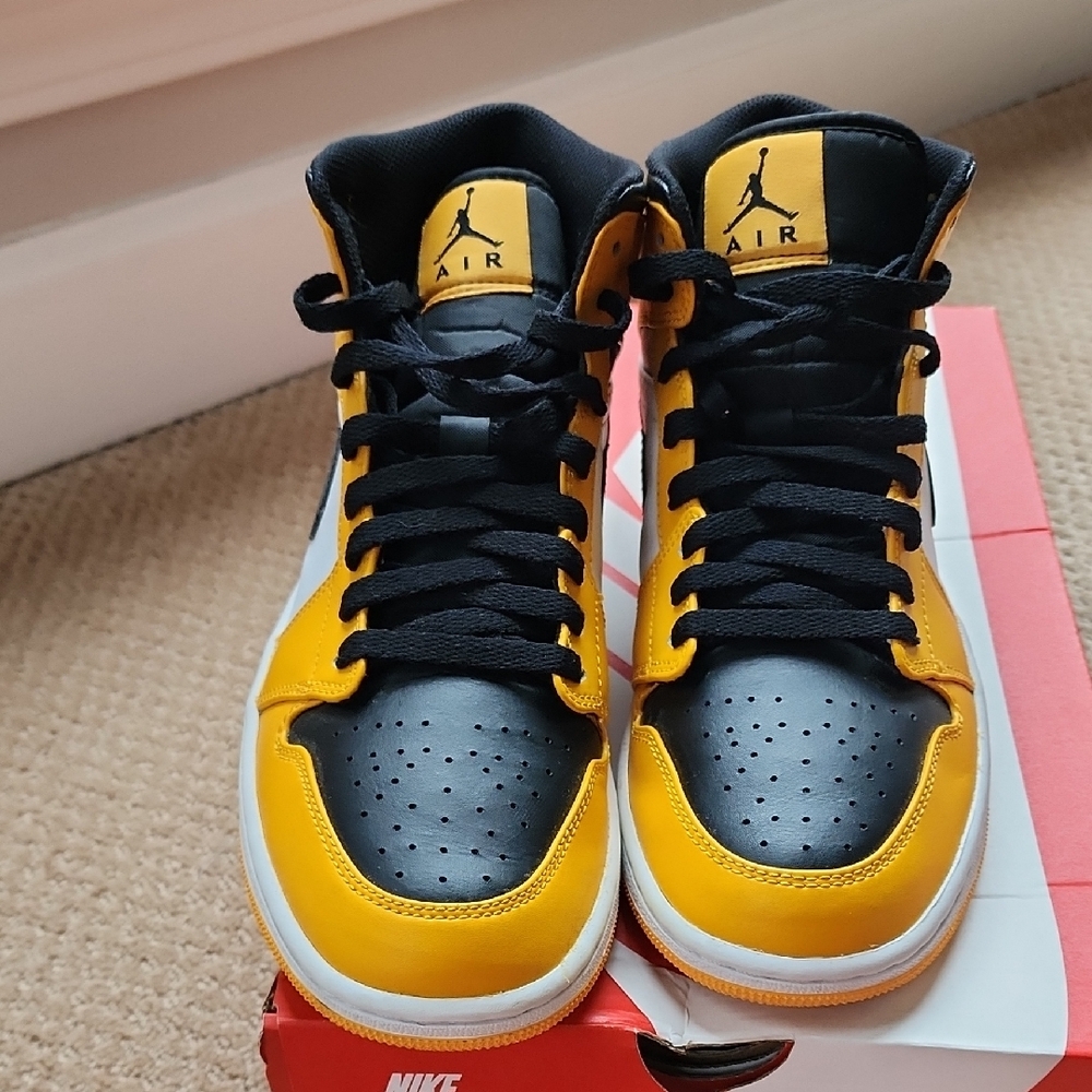 Nike Air Jordan Retro Yellow and Black High-Top Sneakers - Picture 2 of 6